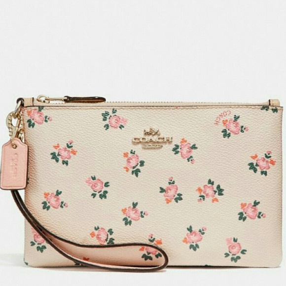 Coach Handbags - 🌷COACH FLORAL BLOOM WRISTLET🌷🌷